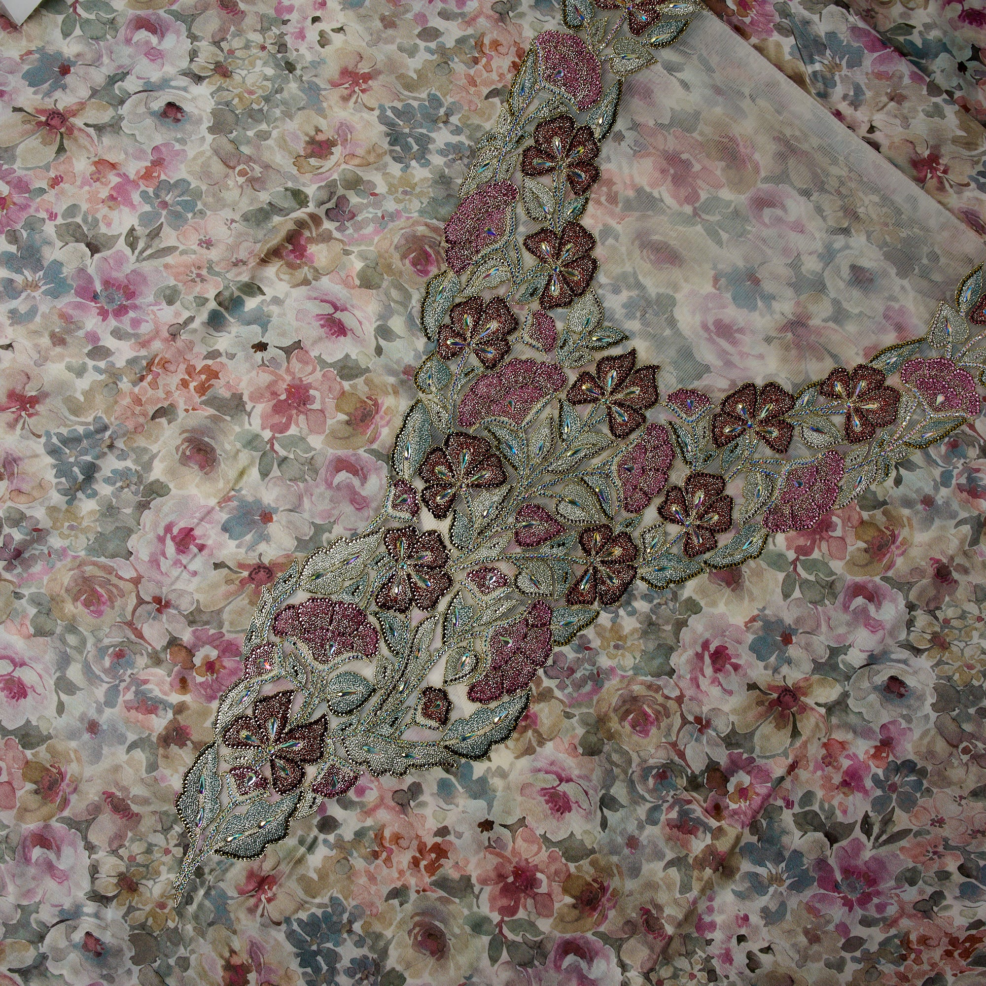 Viscose Silk Jalabiya II Detail — Breathable Silk Emirati Dress Noora Fares